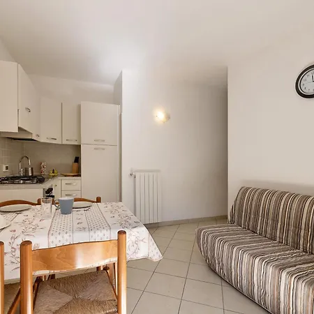 Ramma La Taggiasca Apartment Stellanello